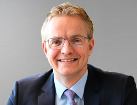 Dr. Albert W. Schultz - Geschäftsführer Dr. Albert W. Schultz - Geschäftsführer